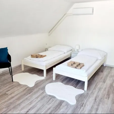 Black&white Lägenhet *