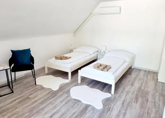 Black&white Apartman *